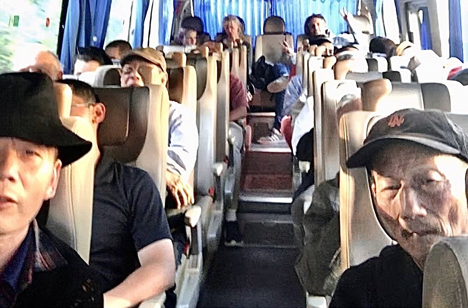 Mutianyu Great Wall “Bilingual” Coach Tour, 2025